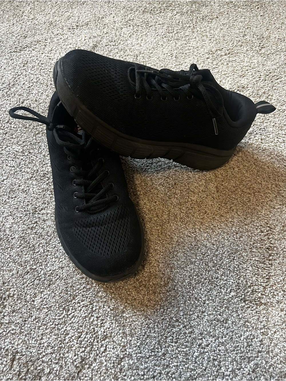 Kirkland Signature Men's All-Black Lightweight Athletic Sneakers